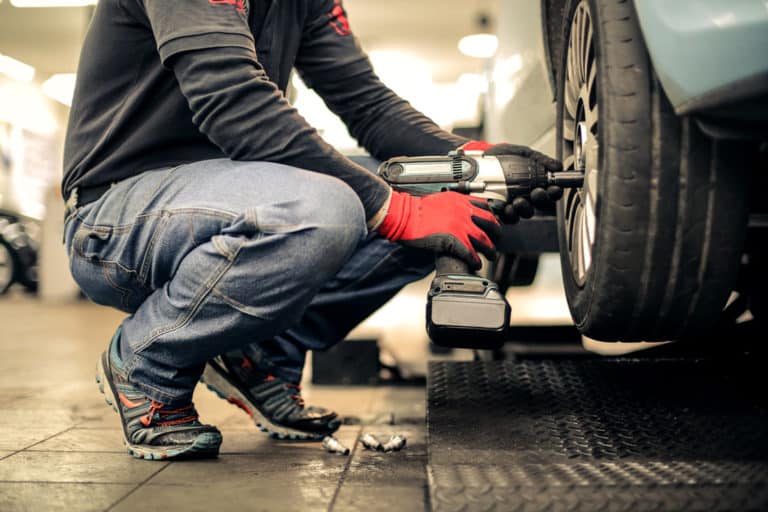 military-vets-could-be-the-key-to-successful-used-car-reconditioning_orig